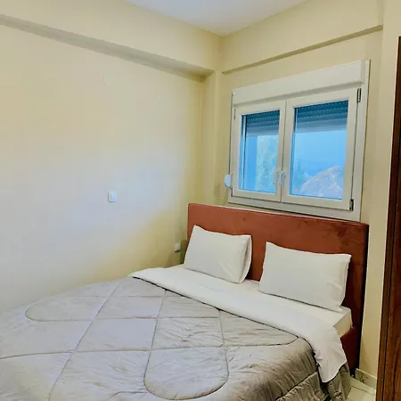 アパート Athina 1 セレス