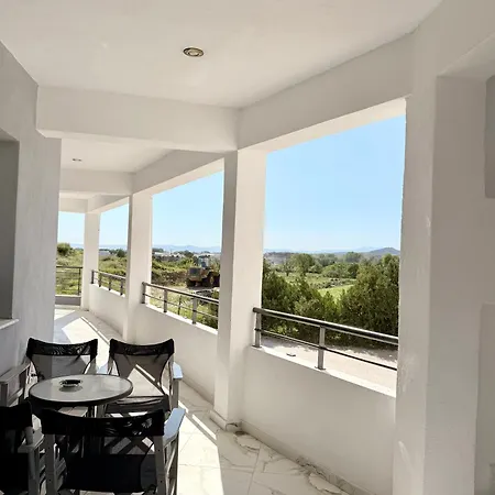 Апартаменты Athina 1 Сере